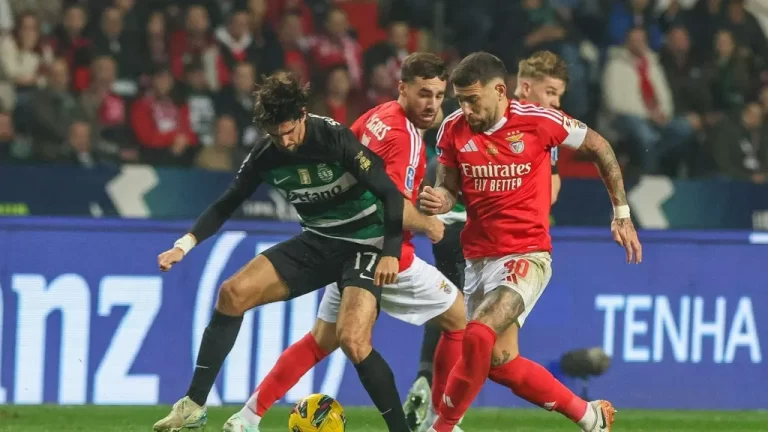 Os onzes do Benfica e do Sporting para o dérbi da 33ª jornada da Liga Portugal