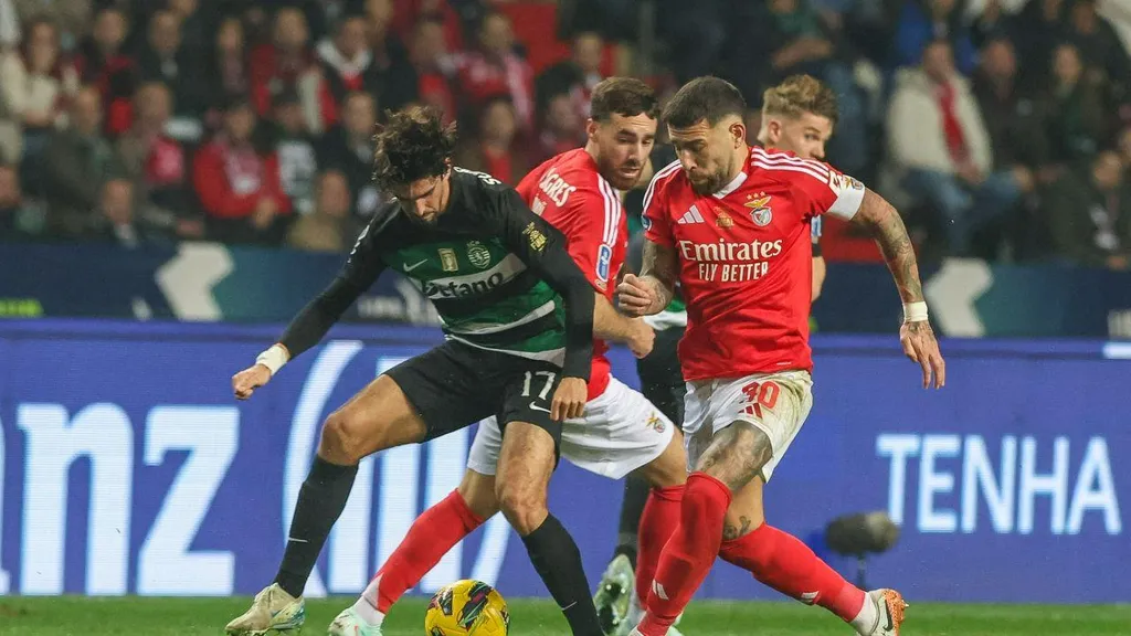 Os onzes do Benfica e do Sporting para o dérbi da 33ª jornada da Liga Portugal