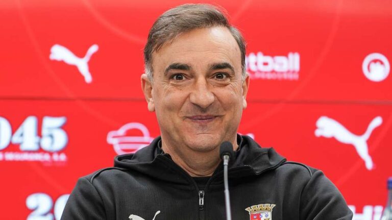 Carvalhal lança aviso ao Benfica: “Sporting de Braga será um adversário feroz!”