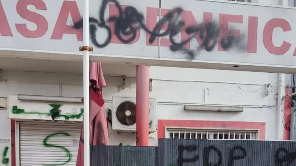 Mais uma casa do Sporting vandalizada por alegados adeptos do Benfica