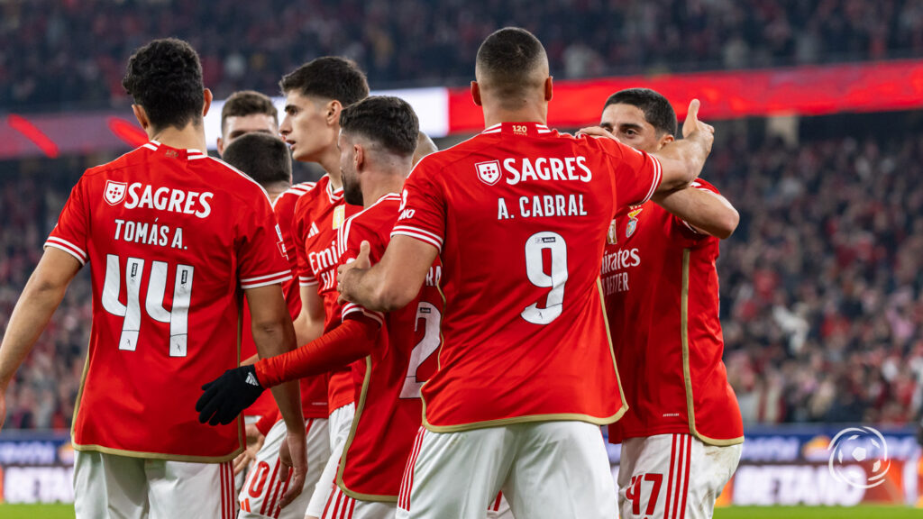 Três jogadores do Benfica que explodiram com o empate no dérbi