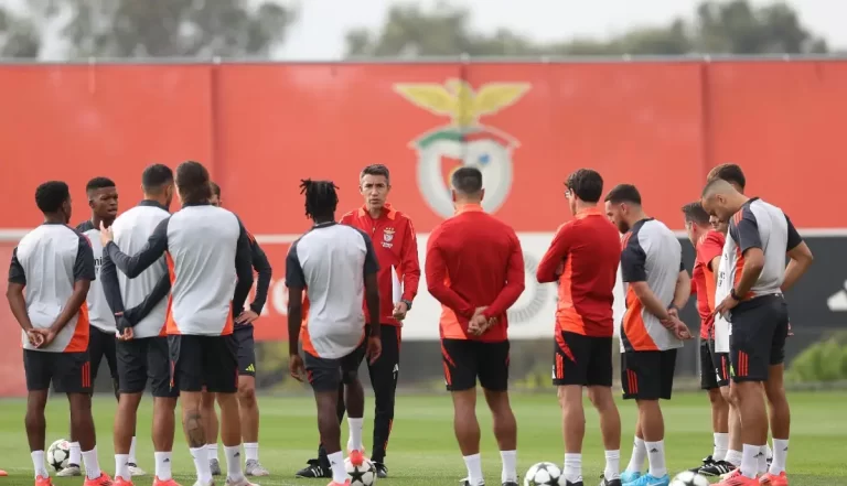 Titular do Benfica chega a acordo para deixar o Benfica no verão - Rui Costa em apuros