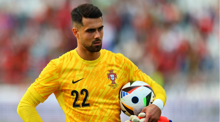 Adeus Emocionado no Dragão: Diogo Costa Prepara Saída do FC Porto e Alerta para “Problema Grave”