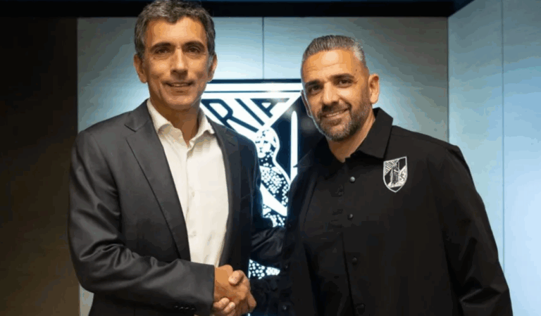 Vitória SC emitiu um comunicado a visar Rui Borges após as polémicas declarações do treinador do Sporting
