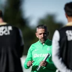 Um craque do Sporting recebe prémio pela grande época! Rui Borges ganha reforço