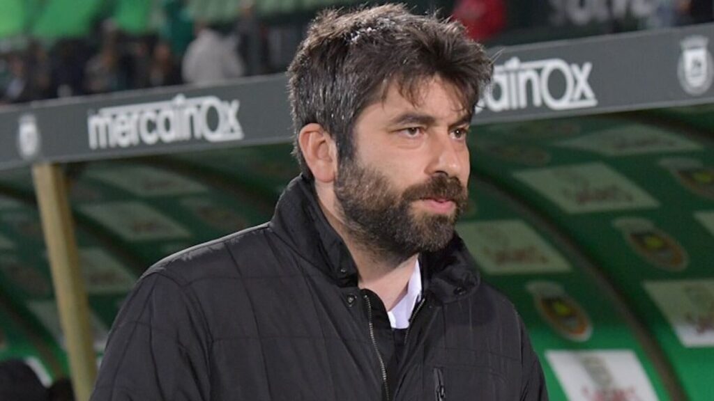 Luís Freire lança aviso ao Sporting antes do jogo do título: “Vamos dar a...Ver mais